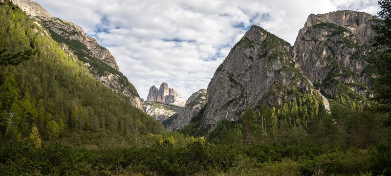 Dreizinnenblick. – Bild: ServusTV /​ Armin Mayr /​ FotoArmin