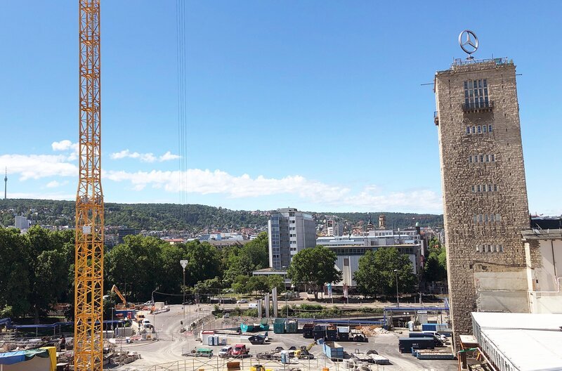 10 Jahre nach der S 21-Schlichtung – Der Hauptbahnhof Stuttgart ist eine Großbaustelle – Bild: SWR/​Alexander Schweitzer