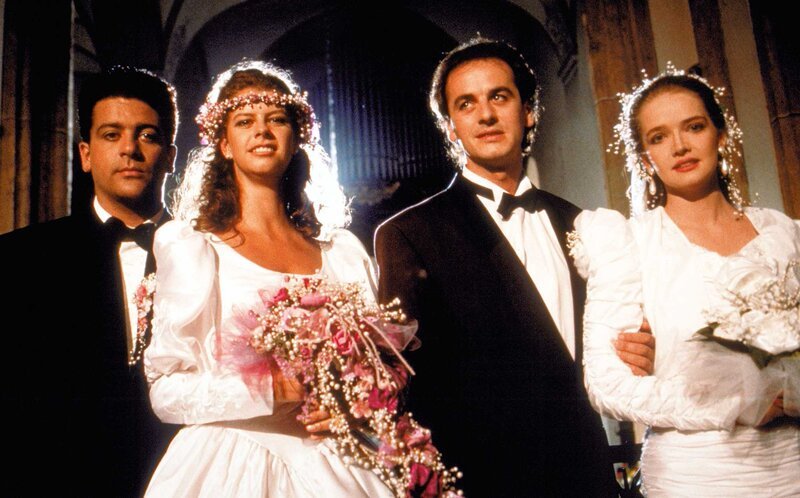 l-r: Matthias (Tony Wegas), Claudia (Johanna Hohloch), Robert (Thomas Steiner), Eva Stiller (Julia Biedermann). – Bild: ORF