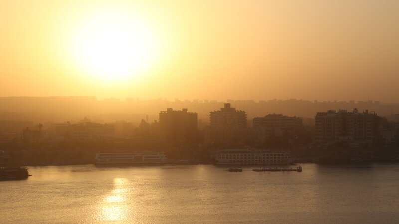 Ägypten – Sonnenaufgang über Assuan. (Windfall Films) – Bild: Windfall Films