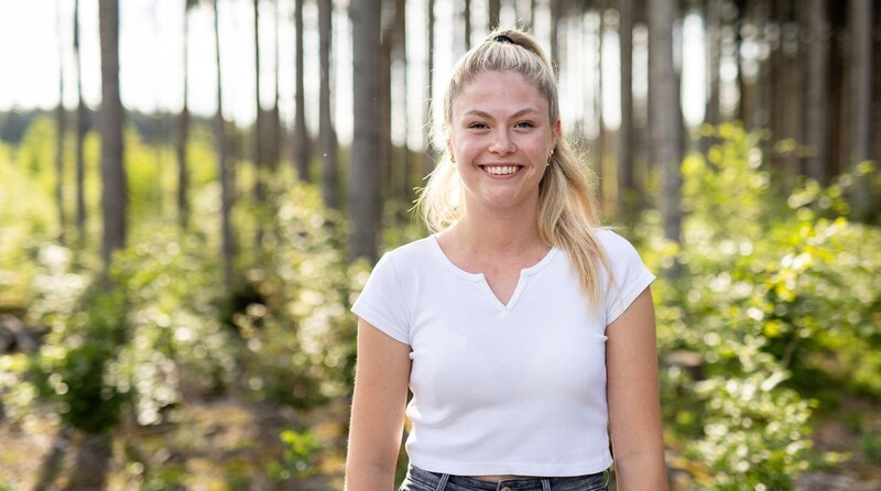 Landfrau Anna-Maria Stürzer aus Oberbayern. Weiteres Bildmaterial finden Sie unter www.br-foto.de. – Bild: BR/​megaherz gmbh/​Hans-Florian Hopfner