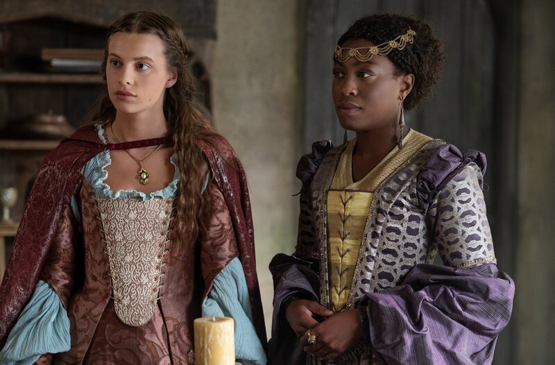 Rosa de Vargas (Nadia Parkes, l.), Lina de Cardonnes (Stephanie Levi-John, r.) – Bild: WDR/​Starz/​TSP Productions LTD