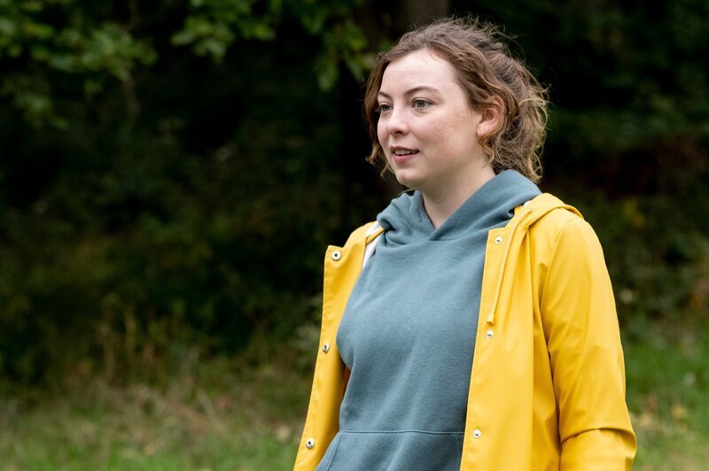 Valerie (Amber Bongard). – Bild: TVNOW /​ Martin Rottenkolber
