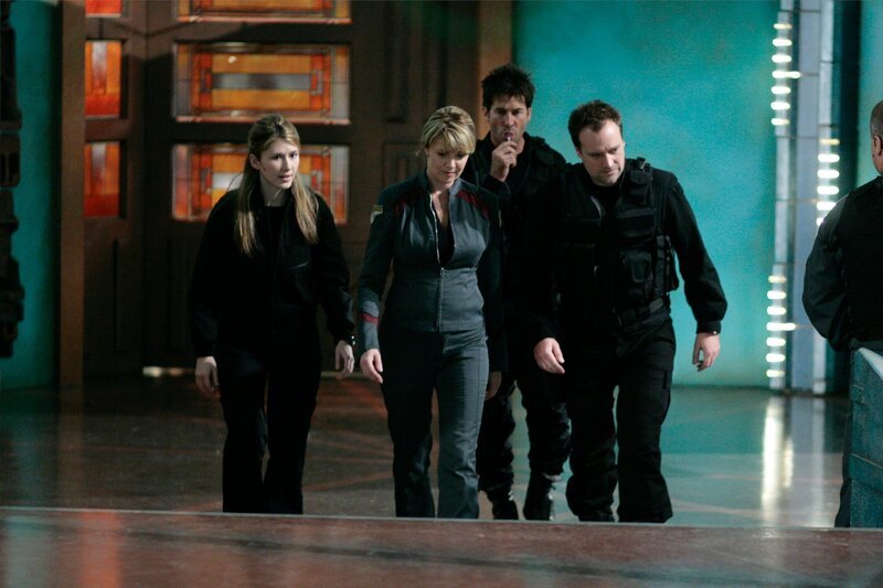 Stargate Atlantis Season4 EP Trio, Stargate Atlantis Staffel4 EP TRIO, Regie USA 2004, Darsteller Jewel Staite; Amanda Tapping; Joe Flanigan; David Hewlett – Bild: MGM /​ SYFY /​ Eike Schroter