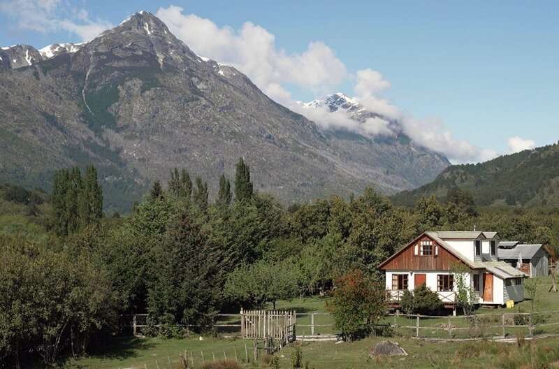 Die weiten Landschaften Patagoniens liegen auf chilenischem und argentinischem Staatsgebiet – wobei der Grenzverlauf unklar ist. – Bild: ARTE F /​ Elephant Doc