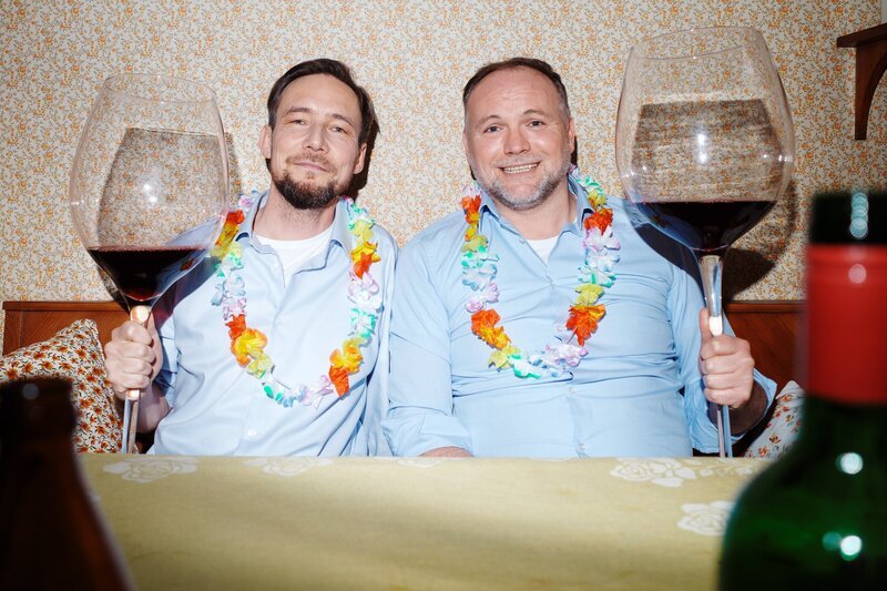 Thomas Stipsits, Rudi Schöller. – Bild: ORF/​Robert Oberzaucher
