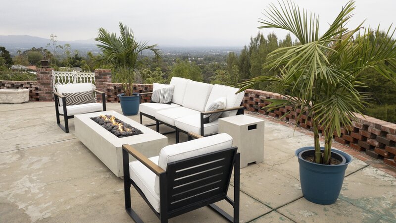 Backyard fire pit – Bild: Discovery, Inc. All Rights Reserved.