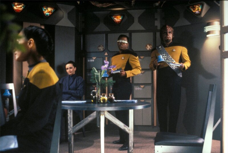 Bild: TM & (C) 2011 CBS Studios Inc.  (C)SYFY Photocredit Mandatory, Editorial Use Only, NO archive, NO Resale