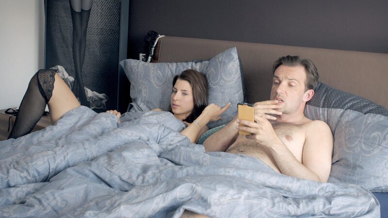 Caroline Melzer (Martina Ebm), Bertram Selig (Lucas Gregorowicz). – Bild: ORF 1