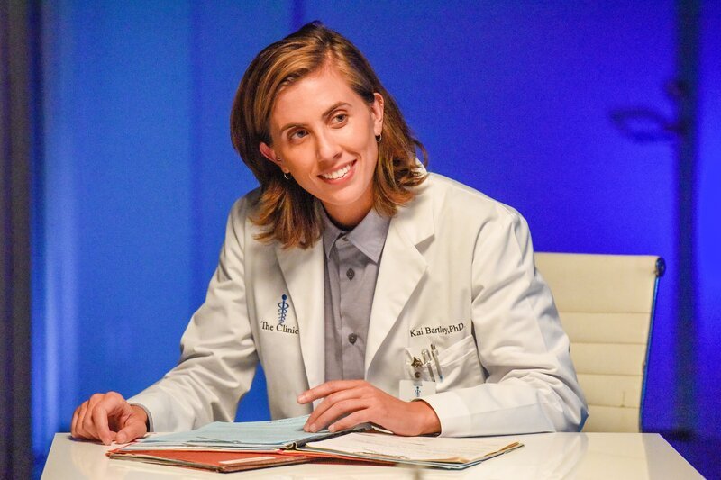 Dr. Kai Bartley (E.R. Fightmaster) – Bild: ORF/​Disney/​ABC/​Bonnie Osborne