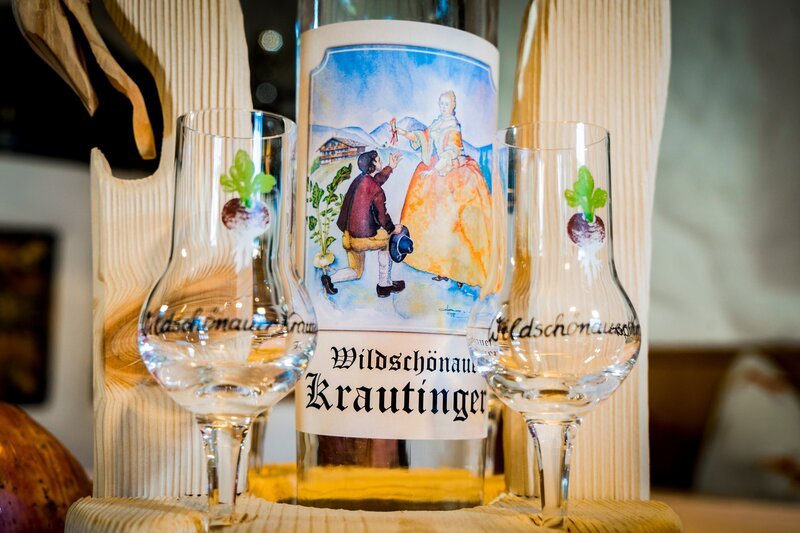 Schnapsmacher – Bild: ServusTV /​ WP Munich Film