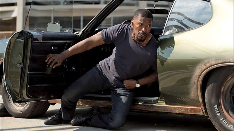 Im Lauf einer langen, schlaflosen Nacht muss Vincent (Jamie Foxx) all seine Cleverness und Muskelkraft aufbieten, um das Leben seines Sohns und sich selbst zu retten … – Bild: RTL Zwei Im Lauf einer langen, schlaflosen Nacht muss Vincent (Jamie Foxx) all seine Cleverness und Muskelkraft aufbieten, um das Leben seines Sohns und sich selbst zu retten … – Bild: RTL Zwei