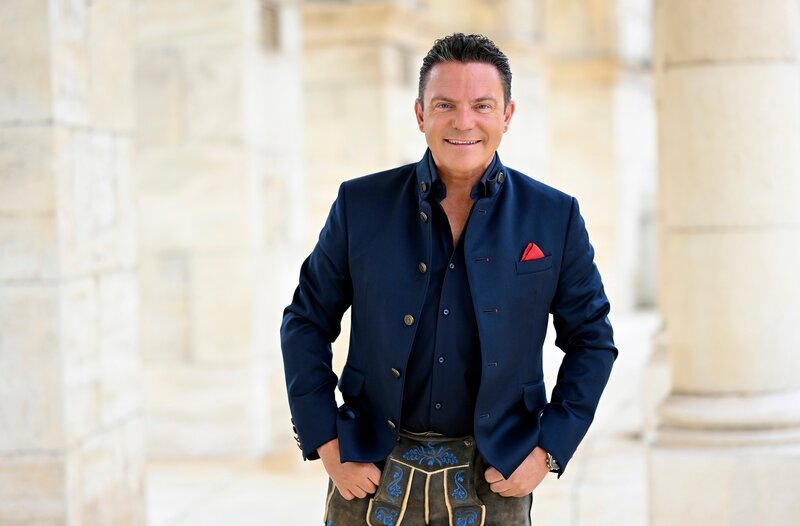 Moderator Stefan Mross – Bild: SWR/​Wolfgang Breiteneicher