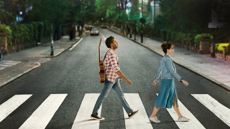 Jack Malik (Himesh Patel), Ellie Appleton (Lily James)  Die Verwendung des sendungsbezogenen Materials ist nur mit dem Hinweis und Verlinkung auf RTL+ gestattet. – Bild: RTL