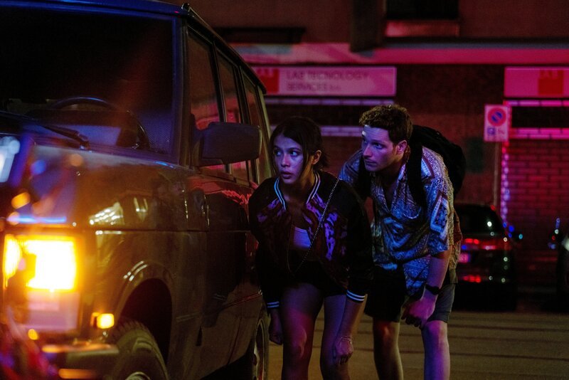 l-r: Bea (Laura Osma), Ludo (Alessandro Piavani) – Bild: Gabriele Micalizzi /​ CESURA /​ Sky IT