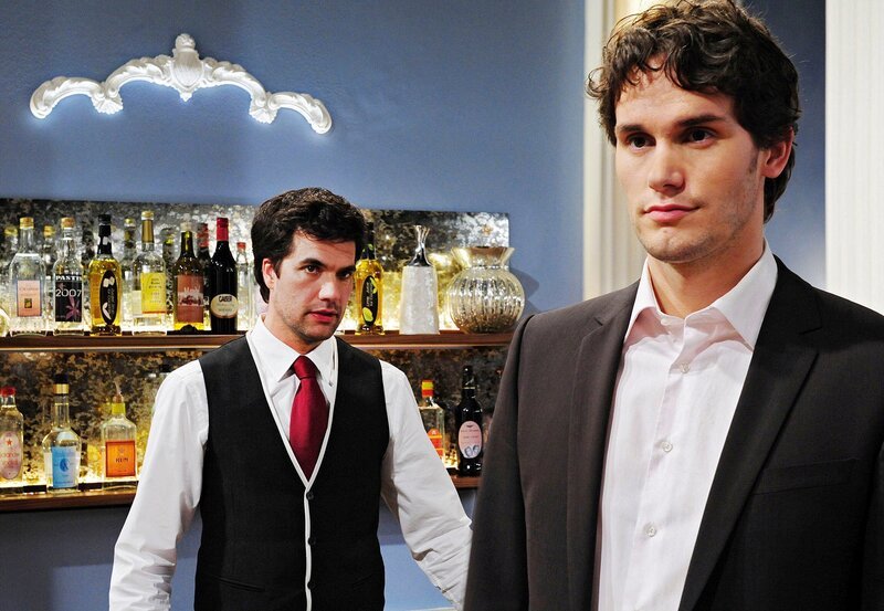 Konstantin (Moritz Tittel, l.); Moritz (Daniel Fünffrock, r.) – Bild: ARD/​Ann Paur
