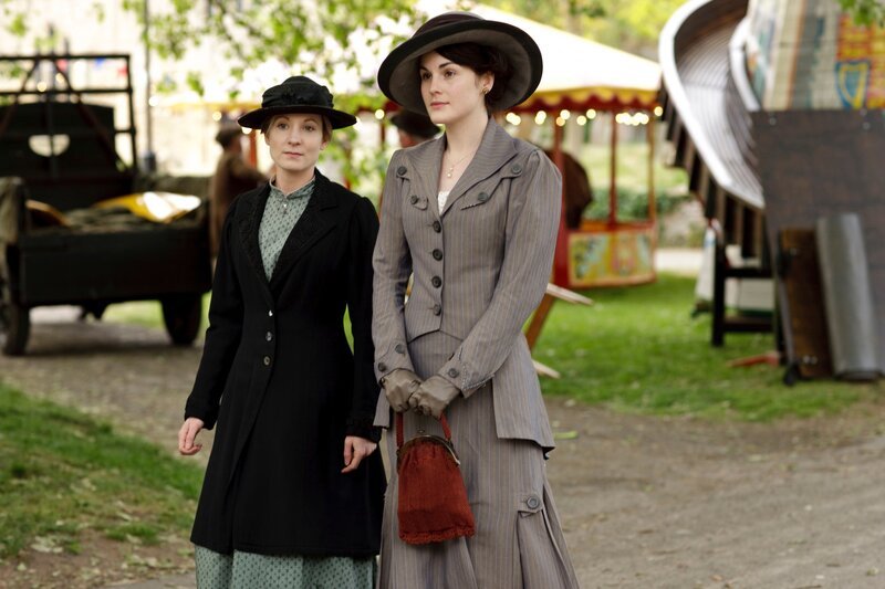 Anna Smith (Joanne Froggatt), Mary Crawley (Michelle Dockery, r.) – Bild: Sat.1 Gold