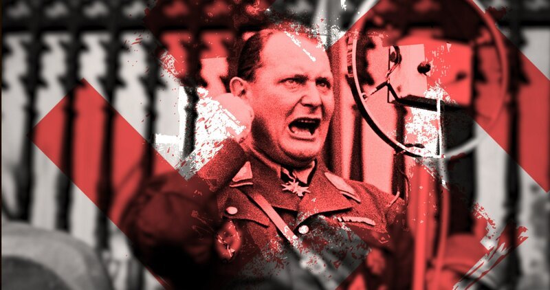 Hermann Göring – der zweite Mann im Nazi-Reich. Beim Volk ist er beliebt. Dabei bereichert er sich an jüdischem Eigentum, versagt in seinen Ämtern und versinkt in der Drogensucht. – Bild: Atelier des Archives /​ ZDF