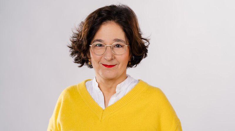 Isabel Schayani – Moderatorin „Weltspiegel“, Leiterin der Redaktion „WDRforyou“. – Bild: WDR/​Annika Fußwinkel /​ WDR Kommunikation/​Redaktion Bild