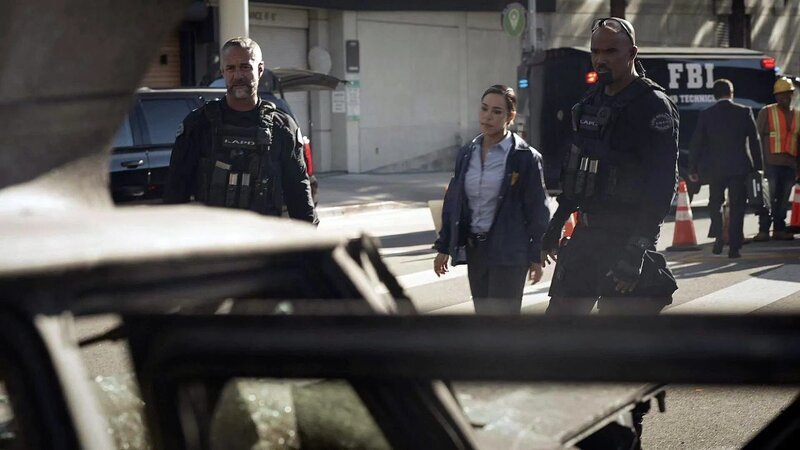 Sergeant Daniel ‚Hondo‘ Harrelson (Shemar Moore, r.) – Bild: The Movie Database (TMDb)