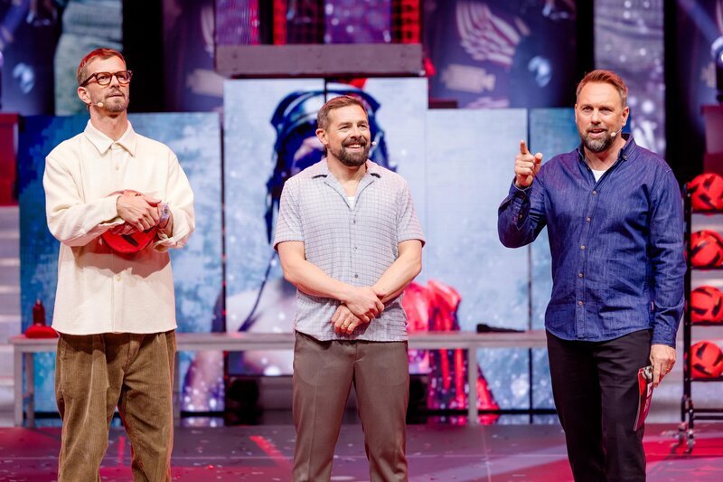 Joko Winterscheidt, Klaas Heufer-Umlauf, Steven Gätjen – Bild: Joyn /​ Nadine Rupp