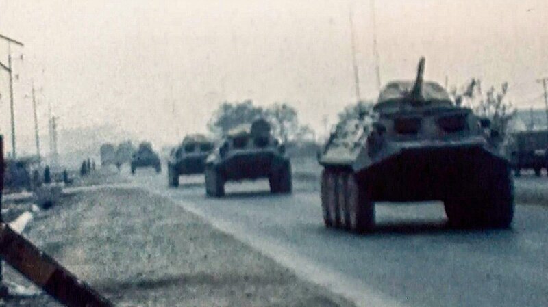 Sowjetische Intervention in Afghanistan 1979. – Bild: ORF/OutreMer Film Sowjetische Intervention in Afghanistan 1979. – Bild: ORF/OutreMer Film