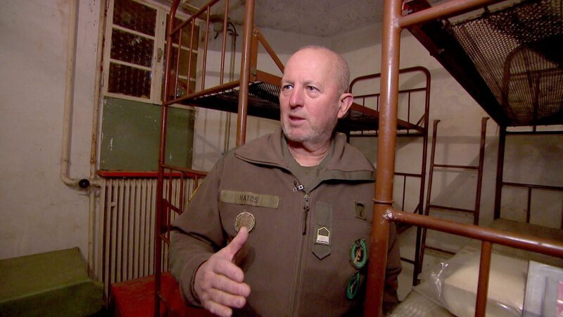 Josef Hatos, Vizeleutnant: Leben im Bunker verändert die Menschen komplett – Bild: ORF
