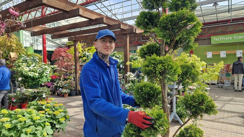 Endlich Frühling – Saisonstart im Gartencenter – Bild: ZDF und Jessica Liss /​ Real&Fiction