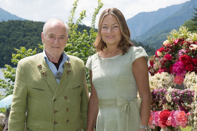 Die Moderatoren Reinhart Grundner und Sigrid Maurer. – Bild: ORF/​Landesstudio Steiermark /​ DigiART Ralf Tornow