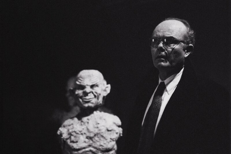 Agent Bill Patterson (Kurtwood Smith) – Bild: 1995⁠–⁠1996 Twentieth Century Fox Film Corporation. All rights reserved. Lizenzbild frei
