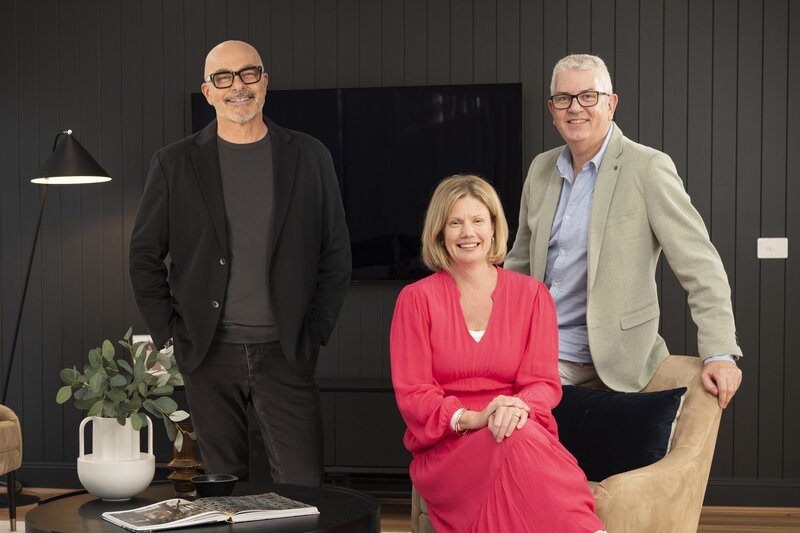 (v.l.n.r.) Neale Whitaker; Leonie; Noel. – Bild: Foxtel Management Pty Limited and Beyond Entertainment Limited