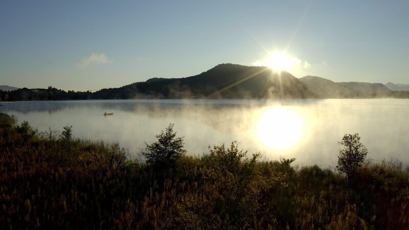 Faakersee im Morgengrauen. – Bild: ORF/emb film Faakersee im Morgengrauen. – Bild: ORF/emb film