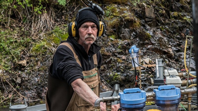 Wes Richardson watches the Dredge – Bild: Discovery Communications, LLC
