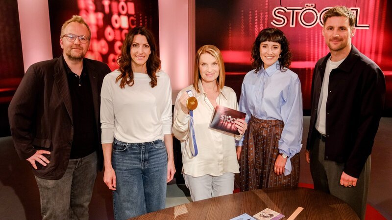 Roland Gratzer, Janine Flock, Barbara Stöckl, Ina Regen, Ferdinand Seebacher. – Bild: ORF/​Günther Pichlkostner