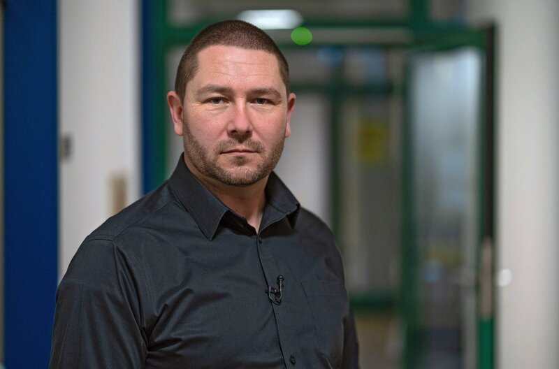 Kriminaldauerdienst, Kriminaldirektion Mainz: Dominic Gillot, Kriminaloberkommissar, 43 Jahre. – Bild: SWR
