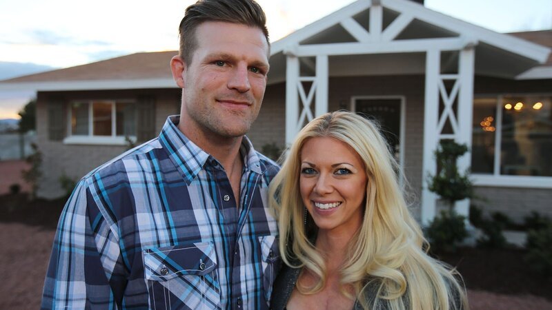 Hosts Aubrey (right) and Bristol Marunde, as seen on HGTV’s High Stakes Flippers. – Bild: Scripps Networks, LLC