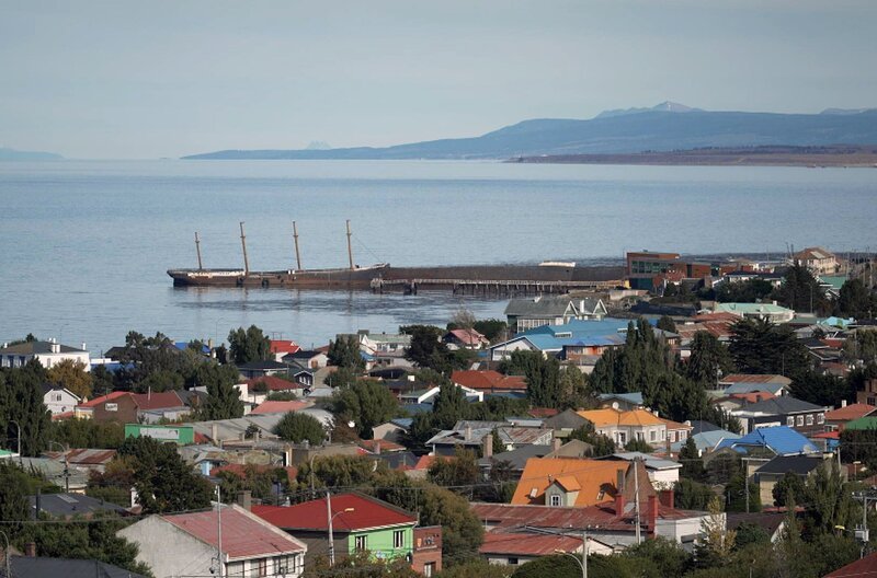 Vor allem in und um Punta Arenas an der Magellanstraße sind Kroaten seit zwei Jahrhunderten ansässig und bilden in Chile eine feste Gemeinschaft. – Bild: Elephant Doc