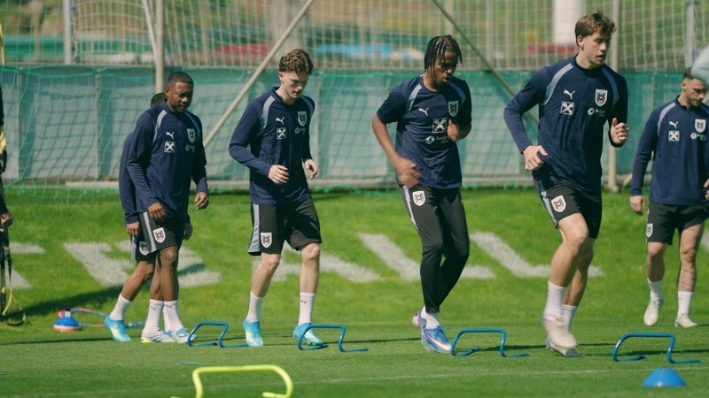 David Alaba, Paul Wanner, Carney Chukwuemeka, Michael Svoboda, Marko Arnautović. – Bild: ORF/​CANAL+/​ÖFB/​WEST4MEDIA Filmproduktions GmbH