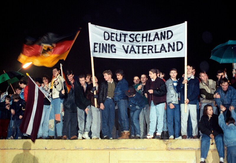 PHOENIX PHOENIX RUNDE, „25 Jahre Mauerfall – Wie vereint sind wir Deutschen?“ – Bild: WDR/​dpa