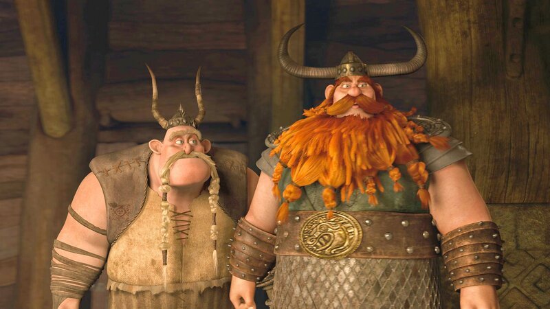 „Dragons – Die Reiter von Berk“, „Fischbeins Herausforderung.“ Auf seiner geliebten Geheiminsel findet Fischbein einen leuchtenden Stein und bringt ihn ins Wikingerdorf. Als Grobian das Gerücht in die Welt setzt, dass es sich bei dem Fundstück um einen Glücksbringer handelt, wollen die übrigen Wikinger ebenfalls einen solchen Stein haben. Gesagt, getan. Zu spät kommt ans Licht, dass die Steine in Wahrheit Dracheneier sind. Vereint fallen die wütenden Drachenmütter über Berk her. – Bild: ORF 1