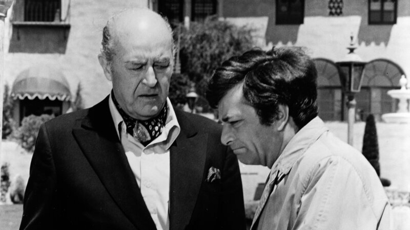 (v.li.): Ray Milland (Arthur), Peter Falk (Insp. Columbo). – Bild: ORF/​Universal