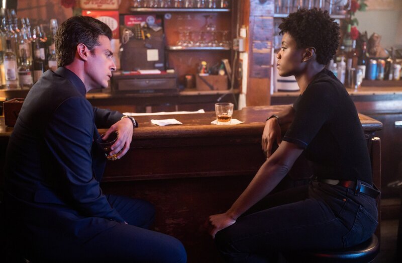 „Allegiance“ – The team must track down a shooter targeting detectives from the same precinct and unit, while facing mounting tension from the NYPD. Pictured (L-R) John Boyd as Special Agent Stuart Scola and Katherine Renee Turner as Special Agent Tiffany Wallace. – Bild: David M. Russell /​ CBS ENTERTAINMENT