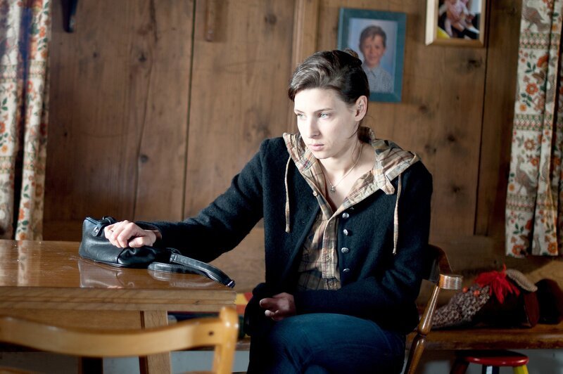Martina Ebm (Regina Schnur). – Bild: ORF 1