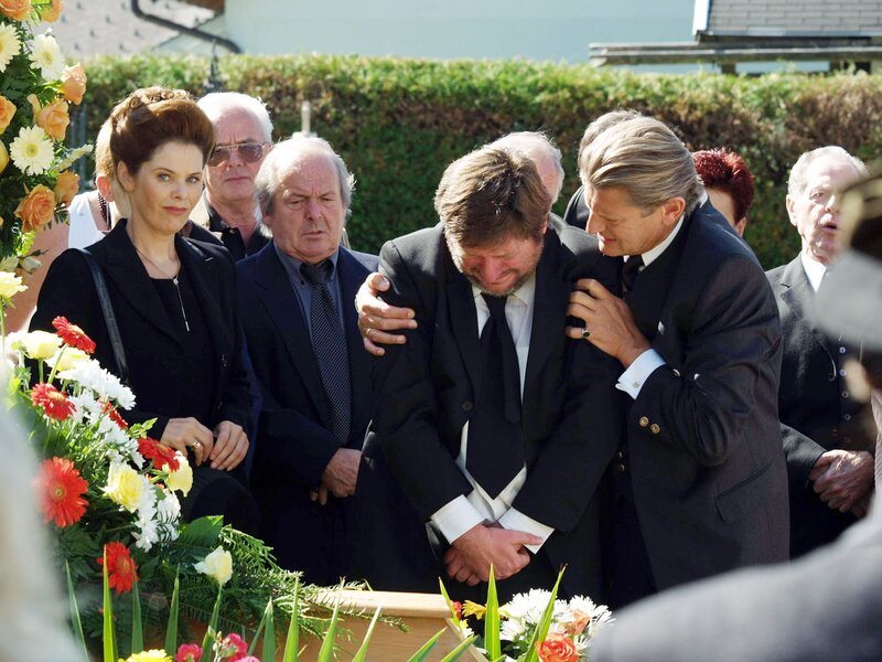 (v.li.): Louis Strasser, Georges Kern, Carl Achleitner, Raimund Wallisch, Elmar Drexel. – Bild: ZDF und ORF/​Dor-Film/​Marc Haader
