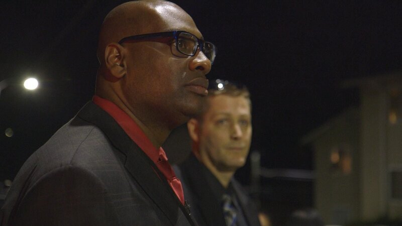 Detective Jamael Logan (l.) – Bild: RTL /​ A&E Networks, LLC