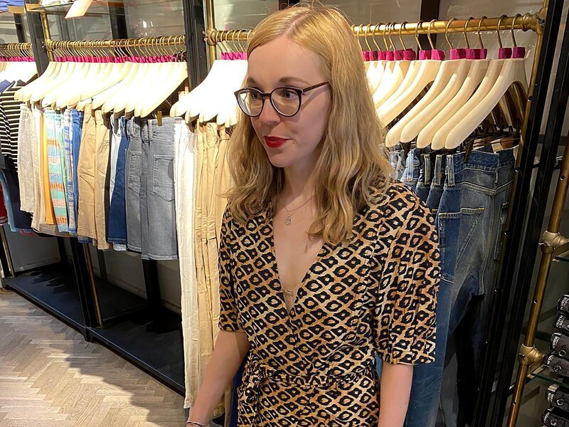 Kandidatin Simone – Bild: RTL /​ Constantin Ent. /​ Motto in München: Ti amo, Milano! Glänze in deinem neuen Look neben Karolina Kurkova auf der Mailänder Fashion Week!, Tag 2: Simone