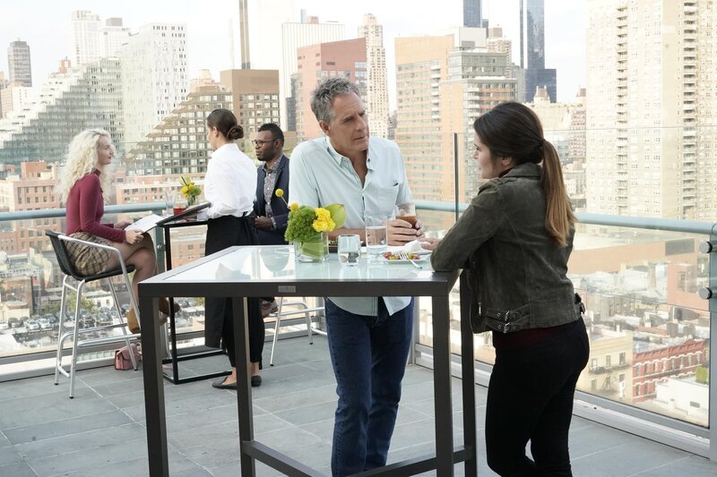 Dwayne Pride (Scott Bakula, l.); Tammy Gregorio (Vanessa Ferlito, r.) – Bild: CBS Broadcasting Inc. /​ John Paul Filo