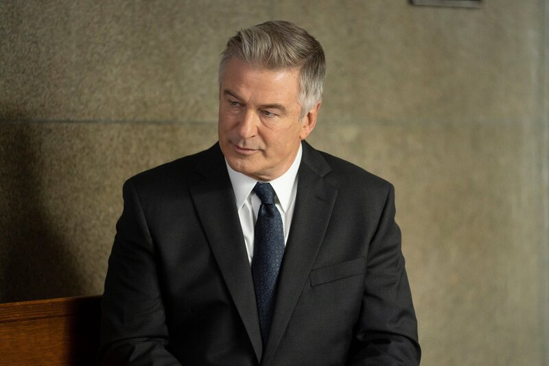 DR. DEATH -- „Hardwood Floors“ Episode 108 -- Pictured: Alec Baldwin as Robert Henderson – Bild: RTL