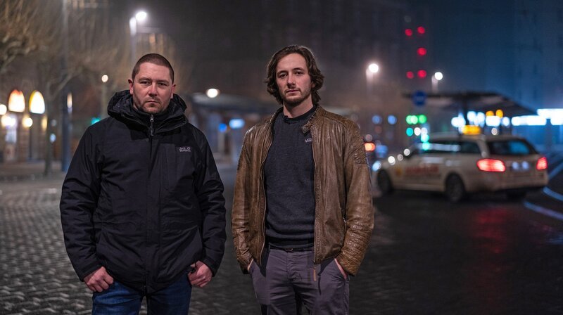 Kriminaldauerdienst-Team (Kriminaldirektion Mainz, v.l.n.r.): Dominic Gillot, 43, Kriminaloberkommissar & Nils Neuhaus, 25, Kriminalkommissar. – Bild: SWR