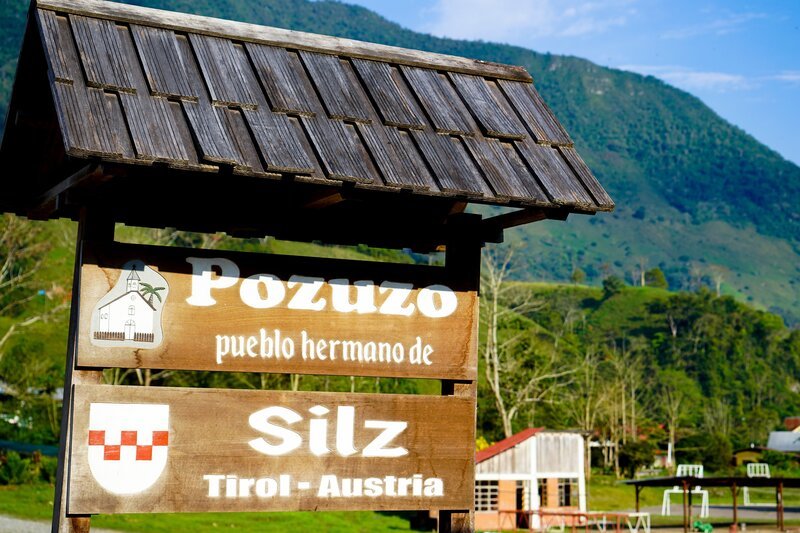 Einfahrt von Pozuzo – Bild: ServusTV /​ Degn Film